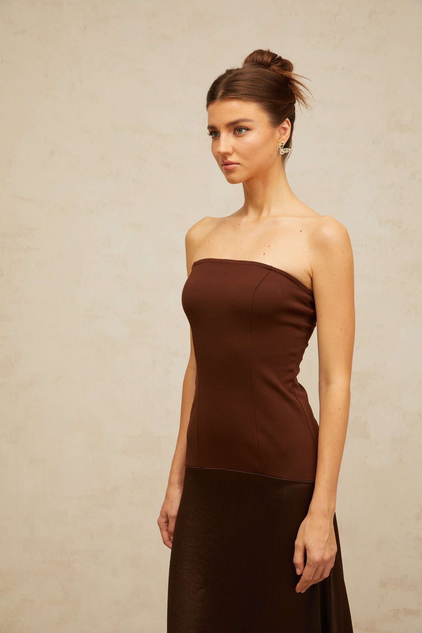 Straplez Kahverengi Saten Maksi Elbise