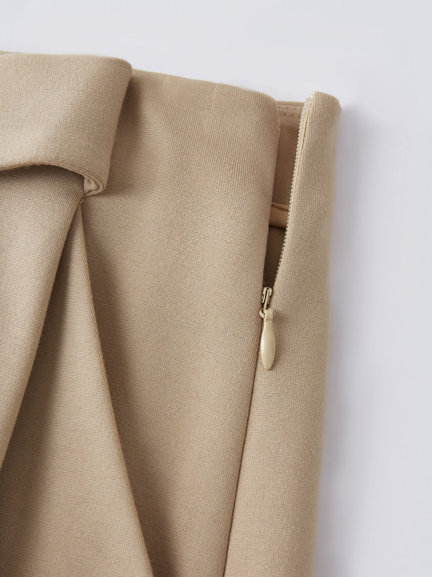 Yumuşak Dokulu Studio Pantolon