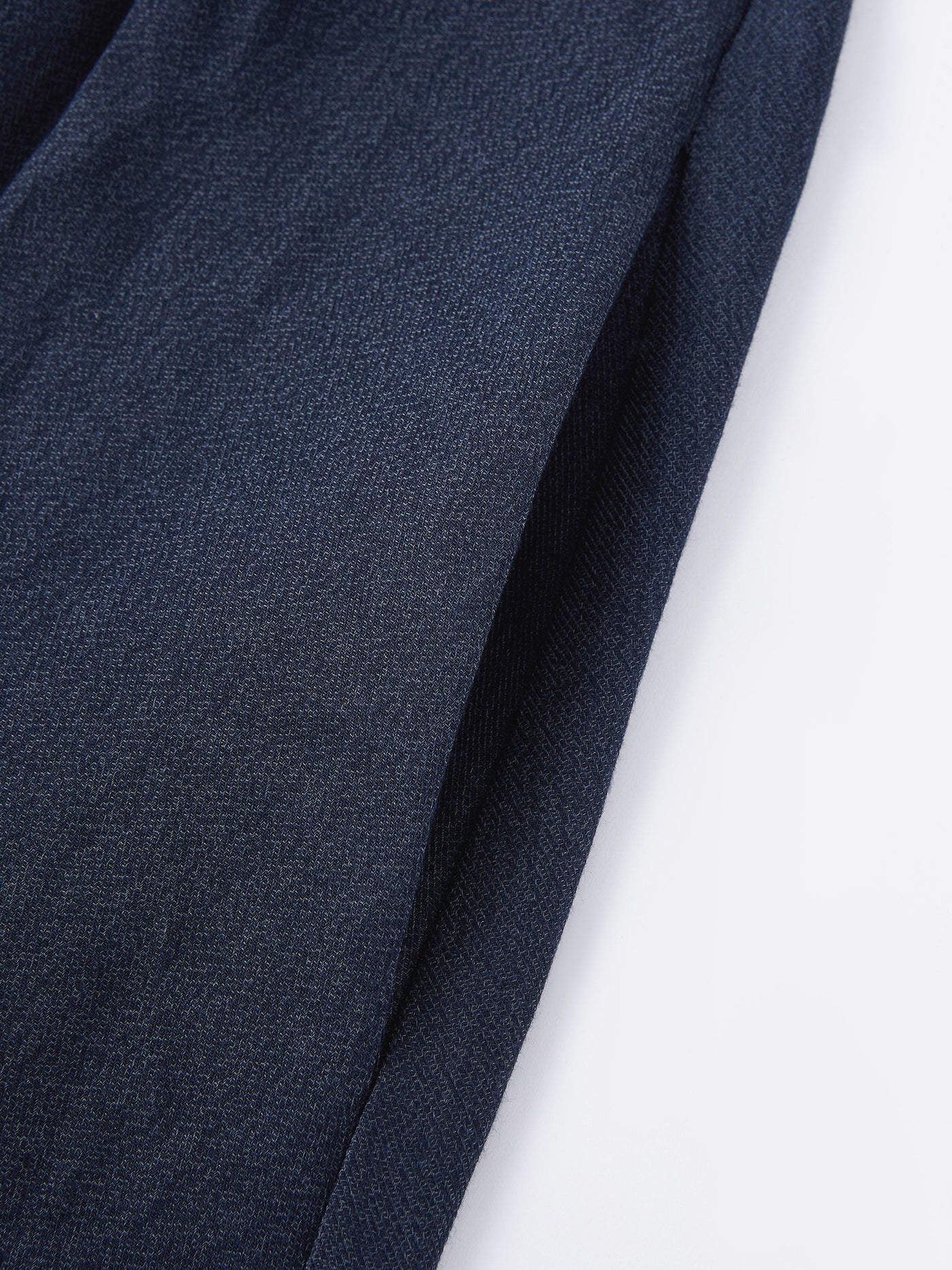 V Yaka Ayarlanabilir Belli Midi Elbise