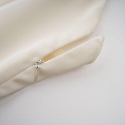 Lyna Beyaz Saten Fırfırlı Mini Elbise