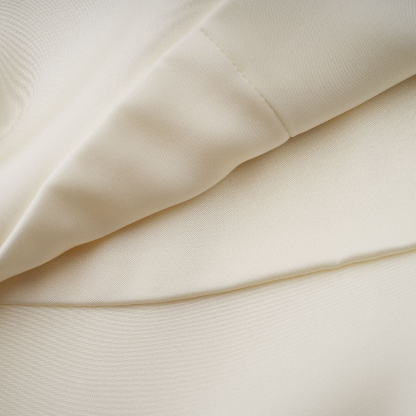 Lyna Beyaz Saten Fırfırlı Mini Elbise