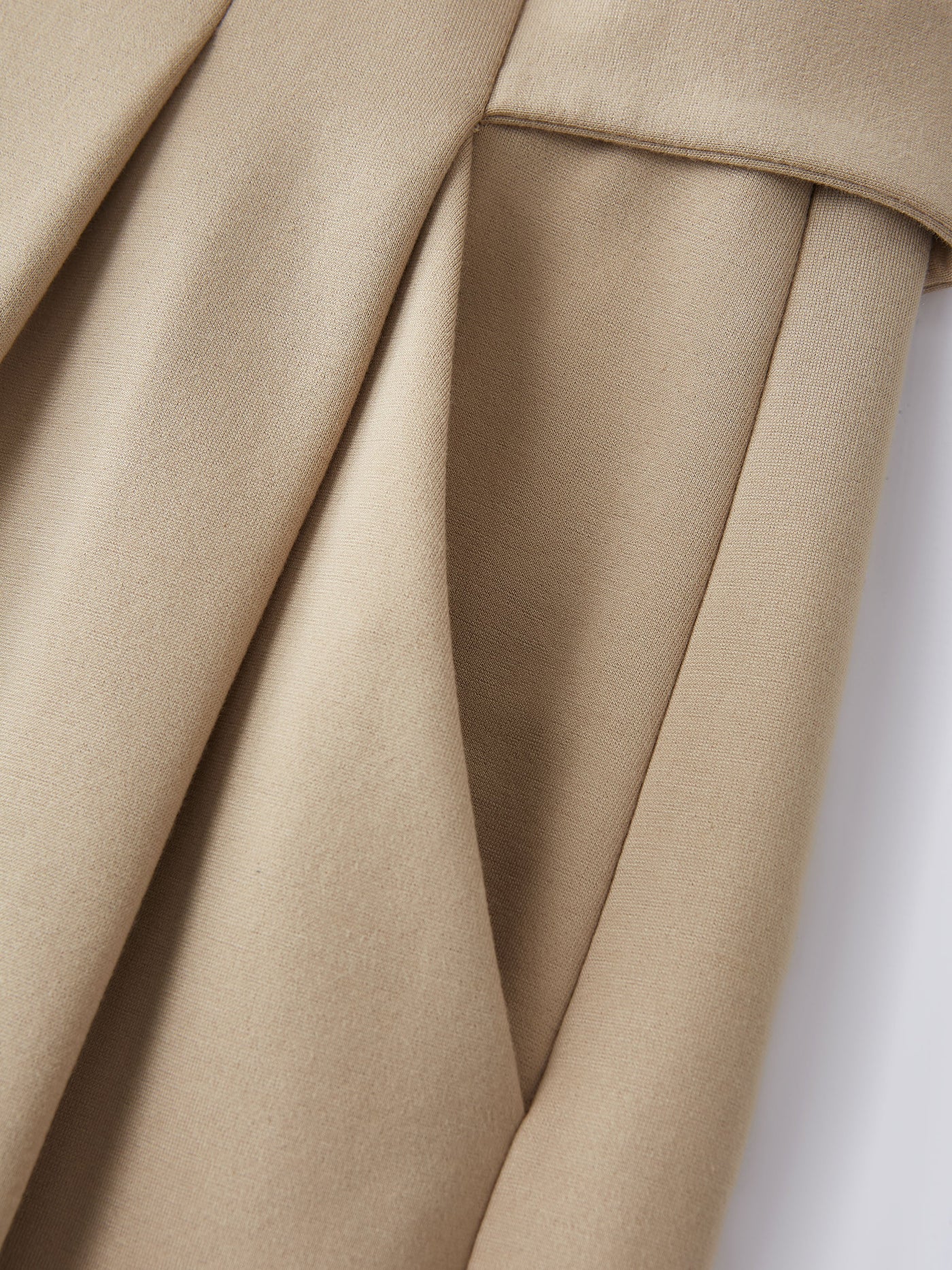 Yumuşak Dokulu Studio Pantolon