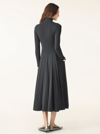 Kalın Yaka Cepli Pilili Midi Elbise