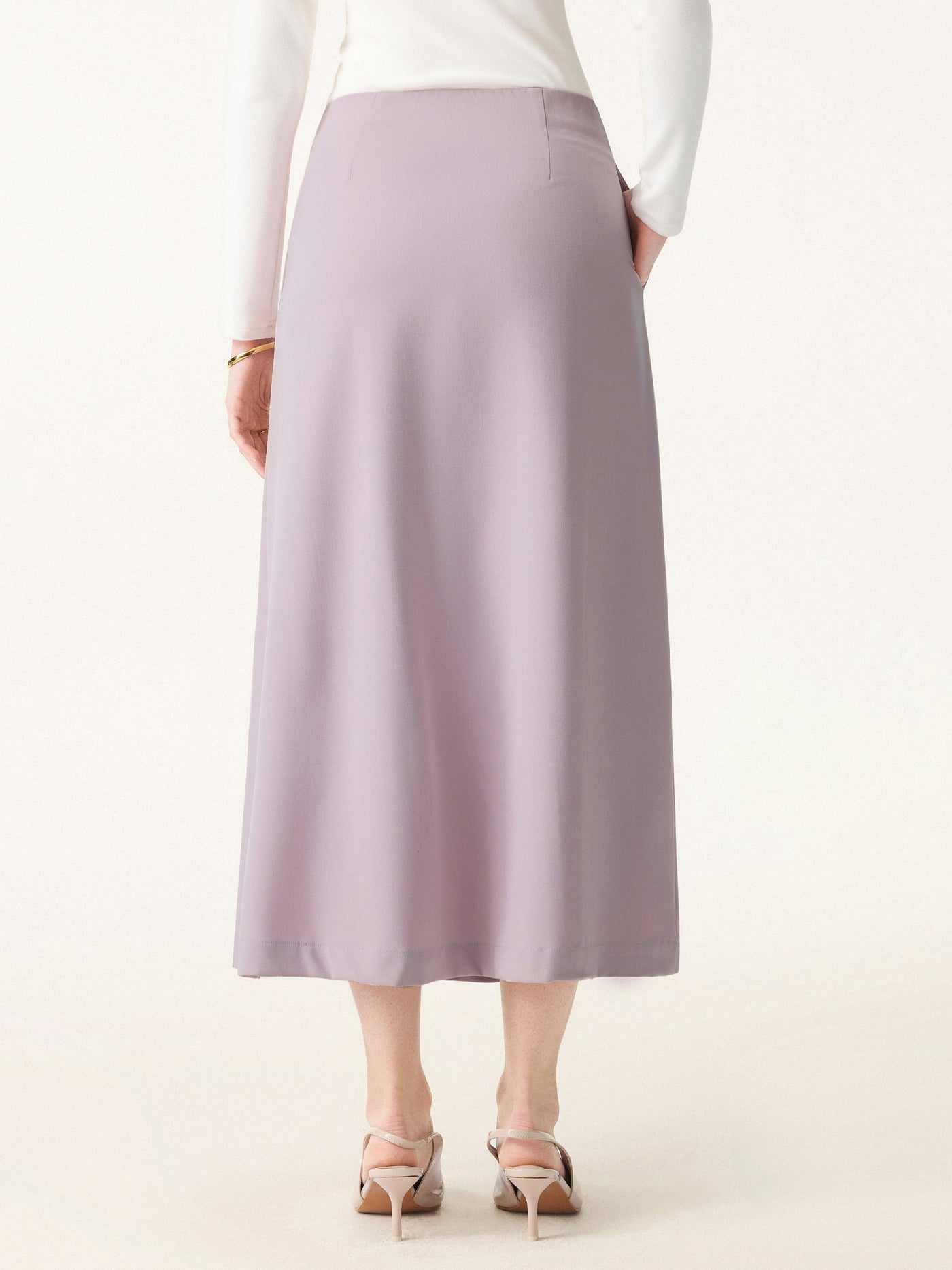 Şık ve Rahat Cepli Düz Dökümlü Midi Pilili Etek