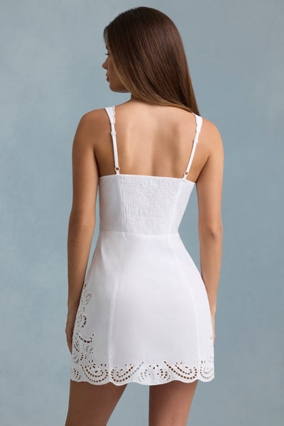 Şık Beyaz İşlemeli Pamuk Şupalı A Kesim Mini Elbise
