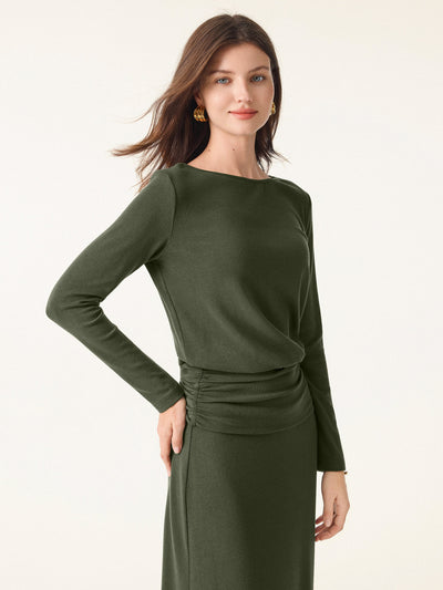 Açık Renkli Yuvarlak Yaka Bluz & Puantiyeli Etek Takım